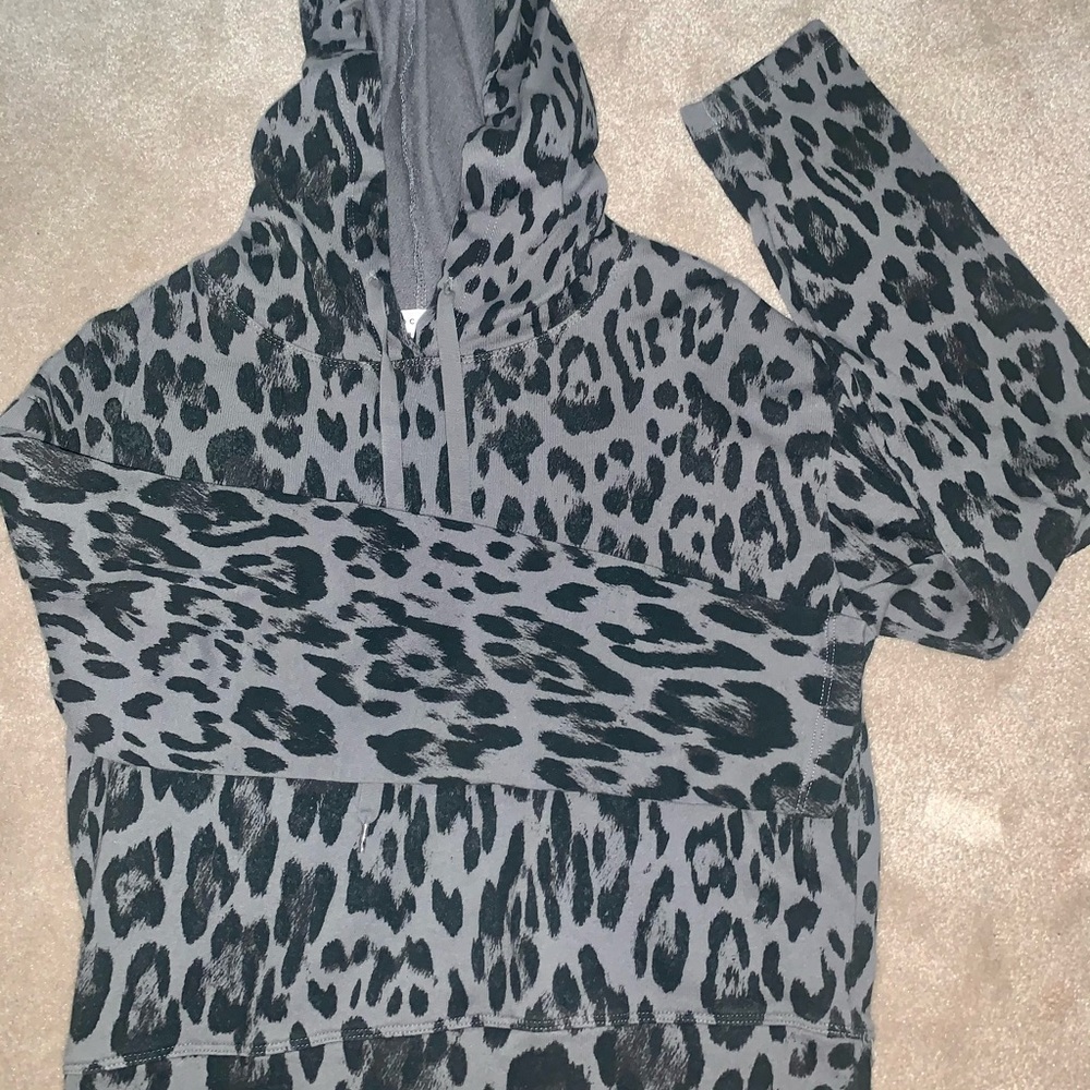 Socialite Leopard Print Hoodie